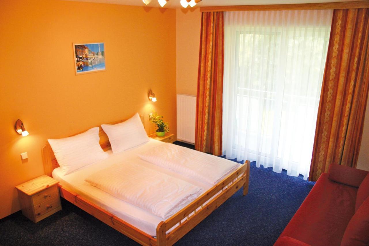 Gasthof Zum Lindenhof Bad Radkersburg Dış mekan fotoğraf